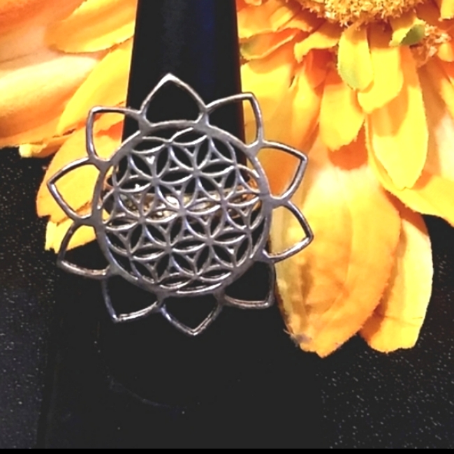 Adjustable Flower Ring Statement Piece